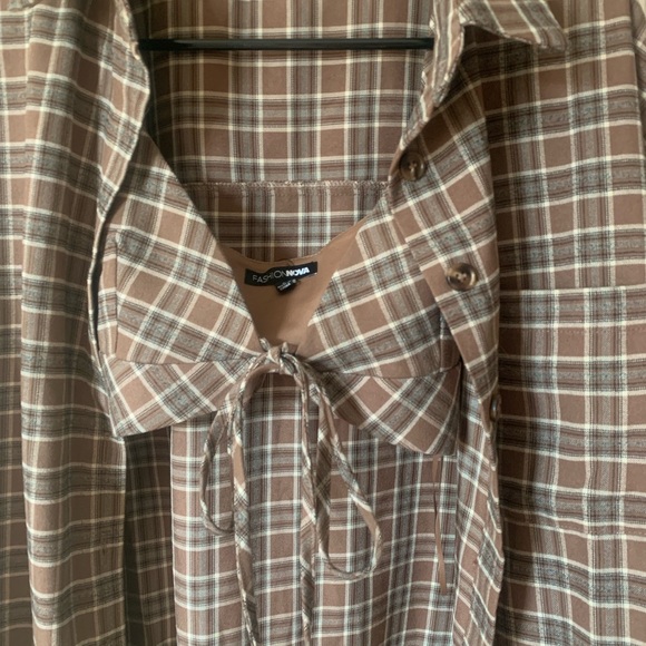 NWT 2 piece set Bustier and plaid oversized shirt - Picture 2 of 5